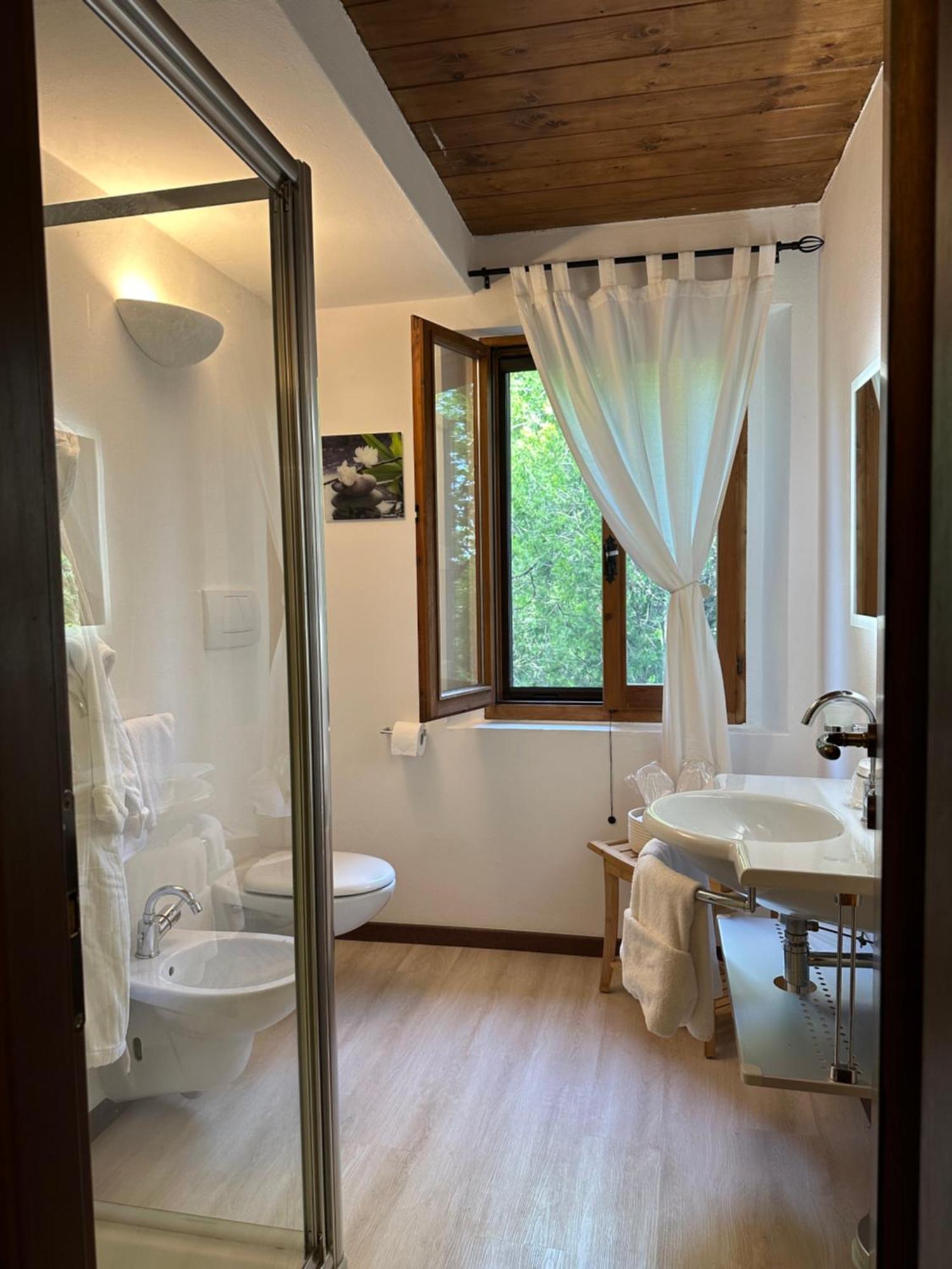 Agriturismo Akasha 古比奥 外观 照片